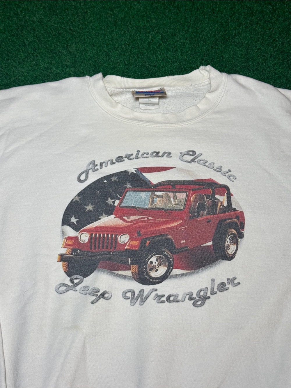 Jeep Wrangler Vintage Sweatshirt L/XL Boxy 26x26 White Crewneck 90s - Picture 2 of 8